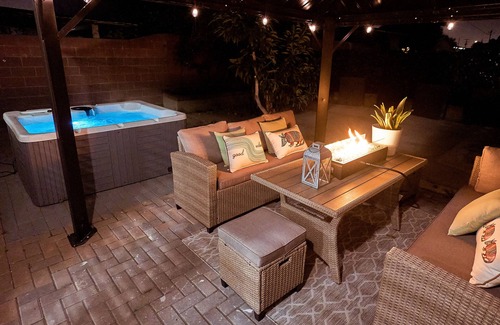Southwest Anaheim Casa | Modern Retreat w/ Private Spa, Arcade, near Disney, Convention Center & Beaches