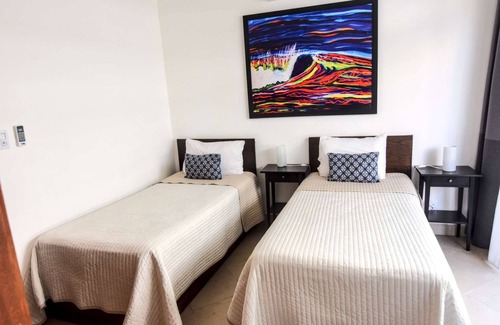 San Anton Apartamento | Modern room+bath, balcony &Priv.Entrance Col. Zone