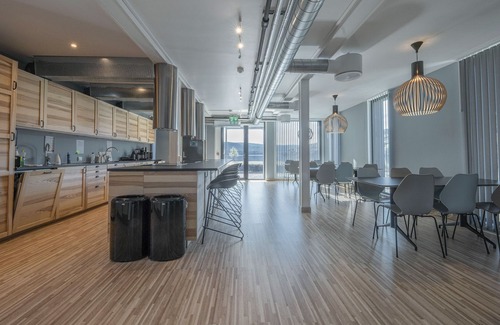 Notodden Otro | Modern Room in the heart of Telemark