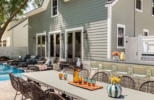 Thunderbolt Casa | Modern Savannah Home | Heated Pool
