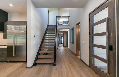 Truckee Casa | Modern Schaffer's Mill Home Minutes From Northstar & Downtown