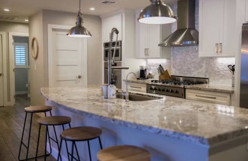 South Scottsdale Casa | Modern Scottsdale Home w/ Heated Pool/Spa/Fire Pit