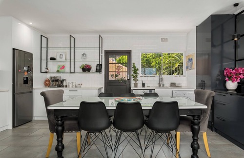 Three Anchor Bay Apartamento | Modern Sea Point Apartment | Central | Parking