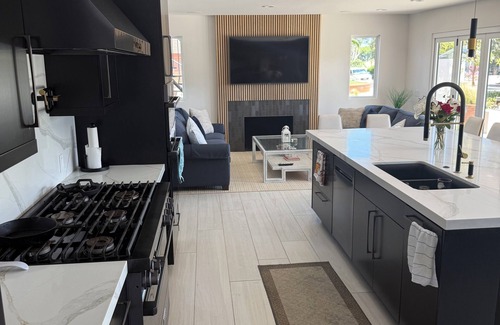 Seal Beach Casa | Modern Seal Beach Retreat Walk to Pier Relax & Explore OC Attractions