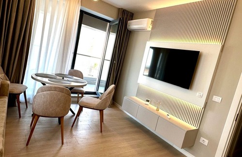 Constanta Apartamento | Modern Seaside Retreat · Stunning Sea View