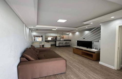 Jardim Iririu Casa | Modern semi-detached house with gourmet area and comfort for the whole family