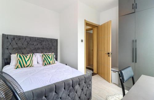 Central Province Apartamento | modern serenity suites apartments with swimming pool,modern equipped gym,private parking space, children playing ground, proximity to major shopping malls and unbeatable city views