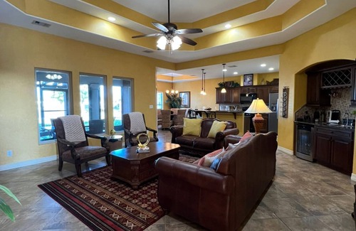 Port Isabel Casa | Modern Single Family Home near the Beach