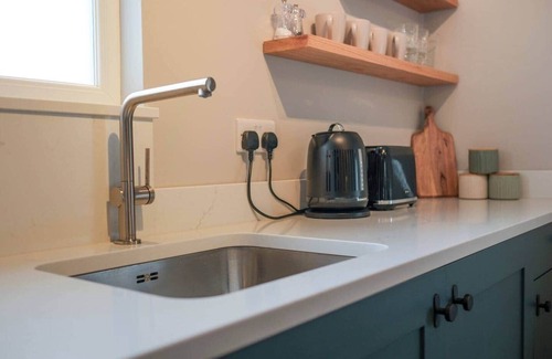 Southville Apartamento | Modern Southville Escape | City & Harbourside
