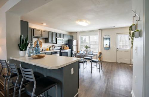 Columbia Apartamento | Modern Space Great For Extended Stays Pool & Gym