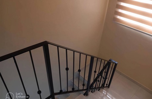 Ofin Apartamento | Modern Spacious 3-Bedroom Apartment