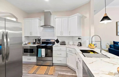 Barker Casa | Modern Spacious 5BD Home W Hot Tub Katy TX