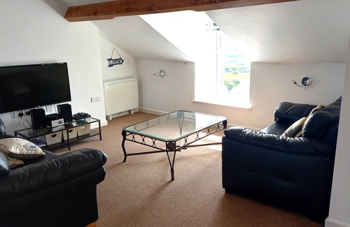 Trearddur Bay Apartamento | Apartamento moderno y espacioso, impresionantes vistas al mar, uso de piscinas climatizadas cubiertas