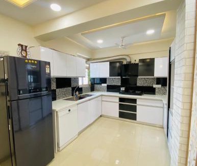 Zirakpur Casa | Modern Spacious and Calm Homestay