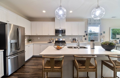 Mentone Casa | Modern & Spacious Family/Pet-Friendly Home