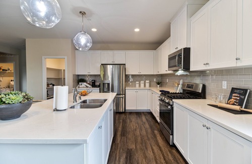 Mentone Casa | Modern & Spacious Family/Pet-Friendly Home