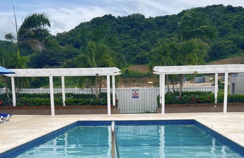 Lucea Casa | Modern Spacious Holiday Home 5 mins from beach!