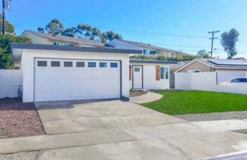 Clairemont Mesa Casa | ⭐Modern | Spacious Home | BBQ | Clean🏡🌴