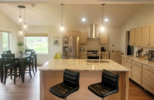 Rapid City Casa | Modern, spacious property off Wildhorse Drive