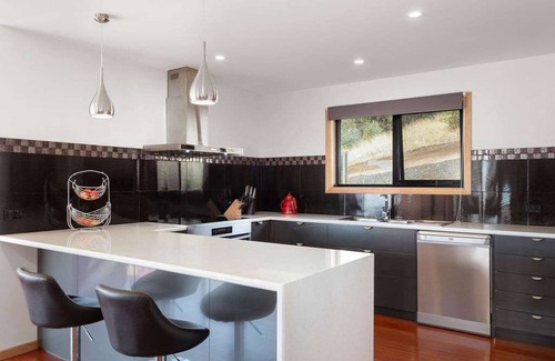 Berriedale Casa | Casa completamente amueblada, moderna, espaciosa y soleada con impresionantes vistas