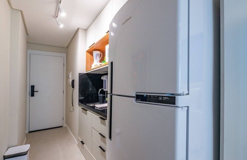 Armacao Apartamento | Modern Stay in a Seafront Condominium