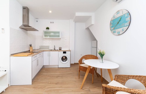 Barbate Apartamento | Moderno estudio apartamento "Luna" en el centro de la ciudad cerca de la playa