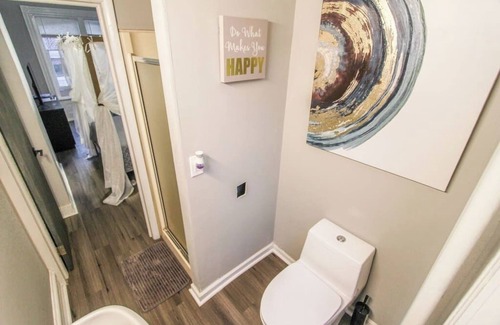 Reading Casa | ☆Modern Studio - Downtown Reading!! ☆