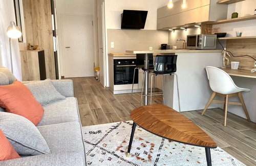 Cessange Apartamento | Modern Studio in Cessange + Parking