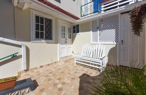 IronShore Estates Apartamento | Modern Studio