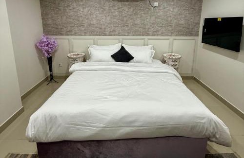 Lahore Apartamento | Modern Studio Near Lahore Airport