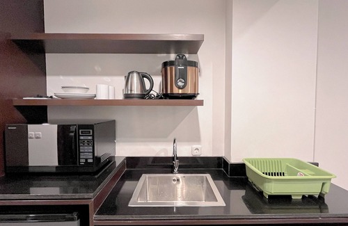 By Pass Ngurah Rai Apartamento | Modern Studio (No Kitchen) Apartment at Skales Residence Nusa Dua Bali