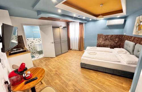 Limassol Apartamento | Modern Studio Nr6 private Kitchenette and Bathroom