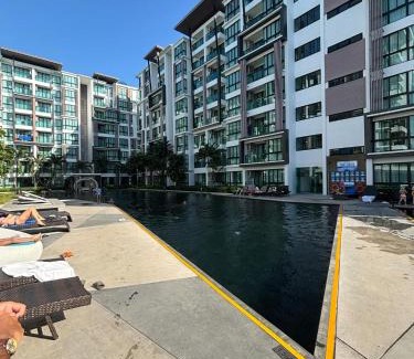 Ban Bo Han Apartamento | Modern studio Royal lee the terminal phuket airport