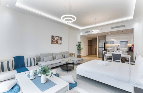 Jumeirah Lake Towers Apartamento | Modern Studio w/ Pool, Gym, Sauna and Great Views