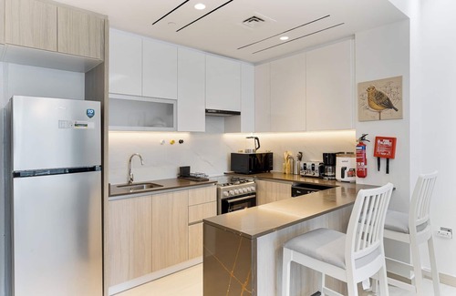 Jumeirah Lake Towers Apartamento | Modern Studio w/ Pool, Gym, Sauna and Great Views