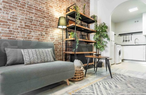 El Molinillo Apartamento | Modern Studio w/ Private Rooftop terrace by REMS