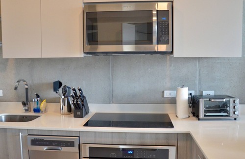 Rohrmoser Apartamento | Moderno estudio increíble con impresionantes vistas !!