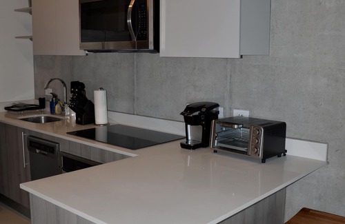 Rohrmoser Apartamento | Moderno estudio increíble con impresionantes vistas !!