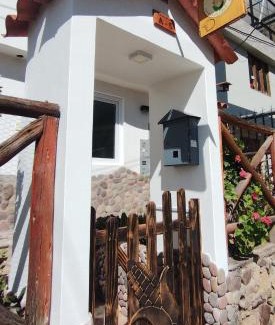 Cusco Historic Center Apartamento | Modern Studio with Panoramic City View - SW4