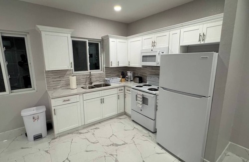 Bahamas Terrace Apartamento | Modern Stylish 1 bed-1 bath