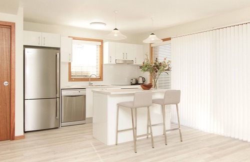 Shortland Casa | Modern Stylish Townhouse 1