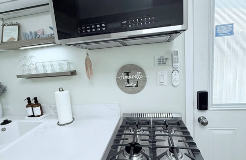 Simi Valley Apartamento | Modern 1-BR Suite Kitchen AC Fireplace Private Entry – Simi Valley