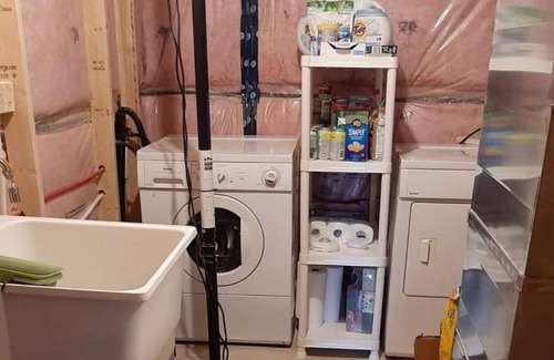 London Apartamento | Modern Suite near Fanshawe and Western University