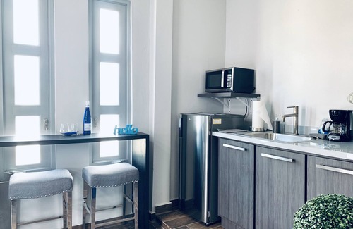 Aguadilla Pueblo Apartamento | Modern Suite - Pasavento Building