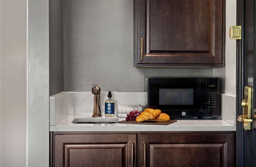 Fillmore District Complejo | Modern Suite Surrounded by World-Class Art w/ Free WiFi & Breakfast