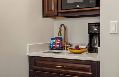 Fillmore District Complejo | Modern Suite Surrounded by World-Class Art w/ Free WiFi & Breakfast