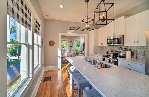 Jefferson City Casa | Modern, Sun-Lit Retreat w/ Fire Pit & Yard!