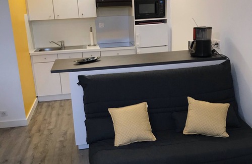 Benodet Apartamento | Modern T2, 300 m from the beach, free private parking