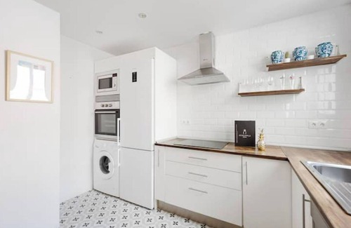San Felipe Neri Apartamento | Modern T4 Malaga Centre Aceras
