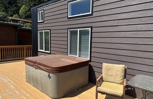 Brookings Casa | Modern Tiny Home with a View in Whaleshead